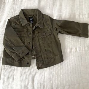 Baby Gap Denim Olive green jean jacket. Unisex excellent condition.